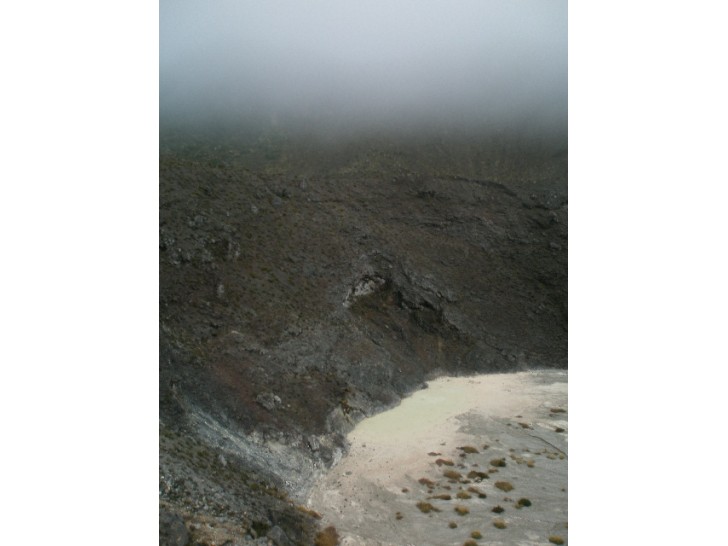 The edge of the newest crater at the Turrialba volcano